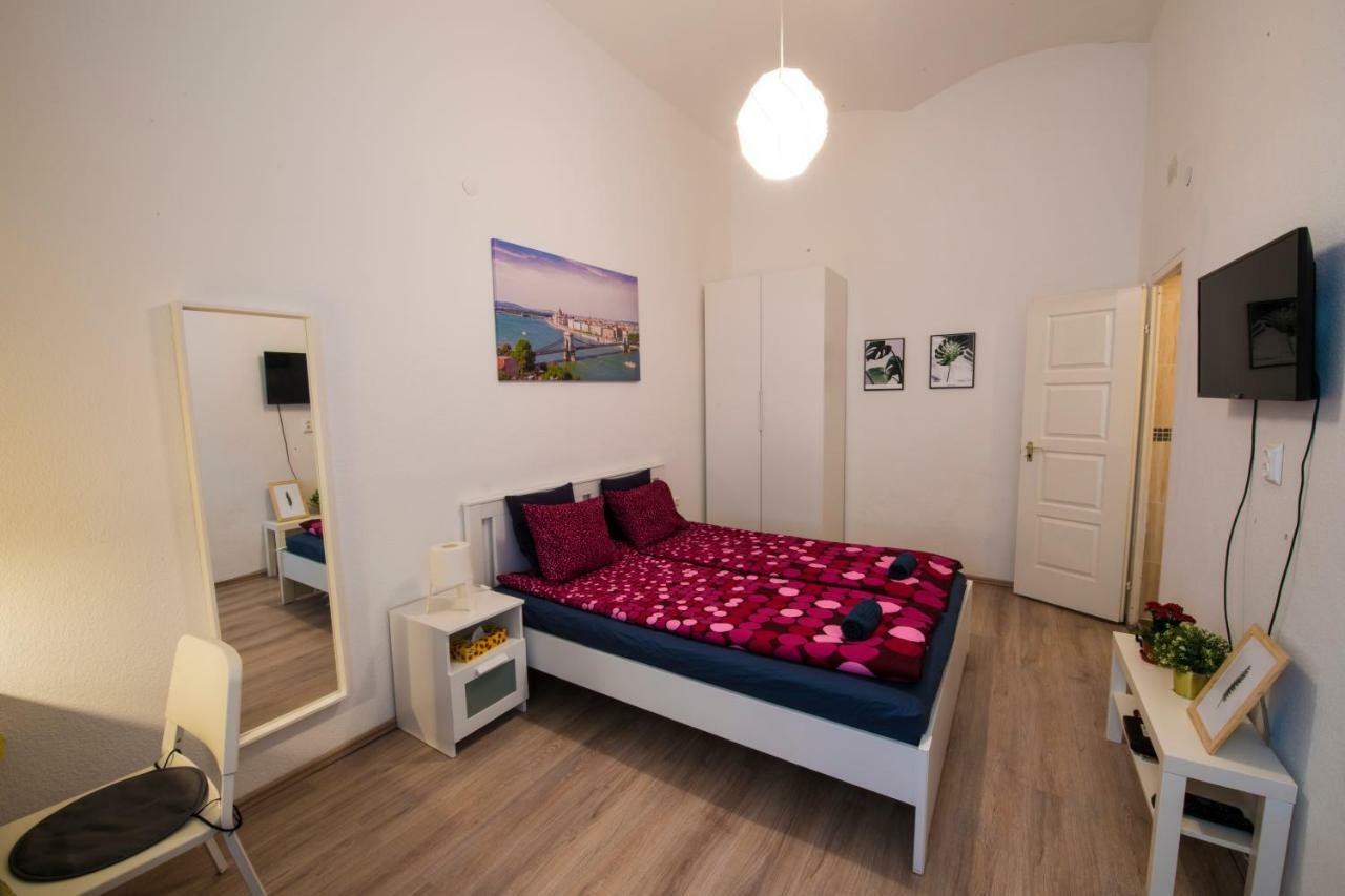 No. 11 Apartment With 2 Bathrooms Next To Railway Station 부다페스트 외부 사진